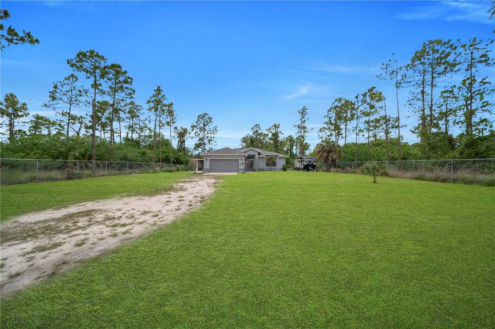 2021 HINES AVE, ALVA, FL, 33920