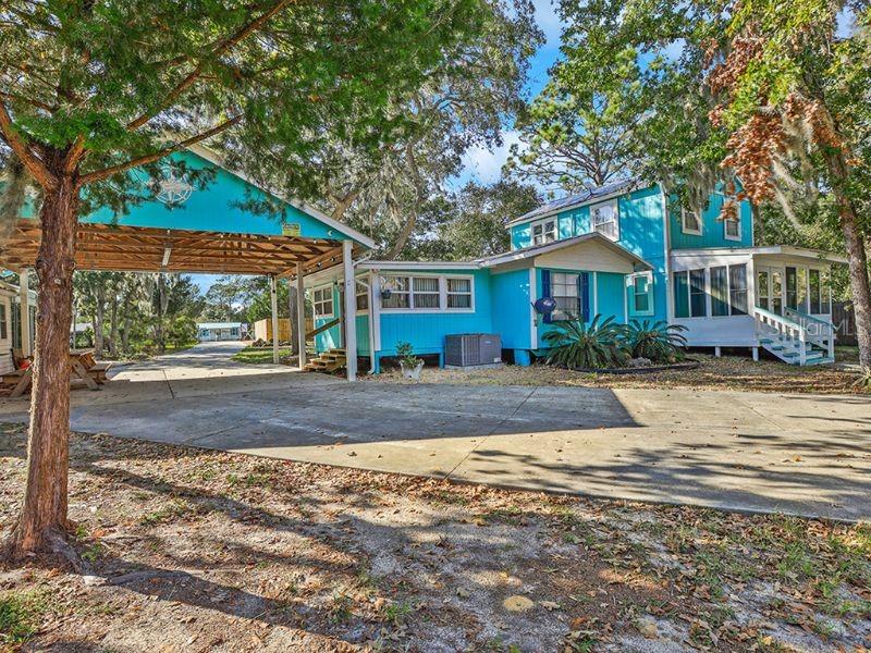 112 8TH ST NE, STEINHATCHEE, FL, 32359