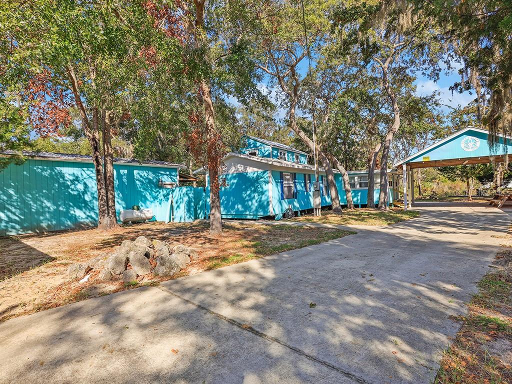 112 8TH ST NE, STEINHATCHEE, FL, 32359