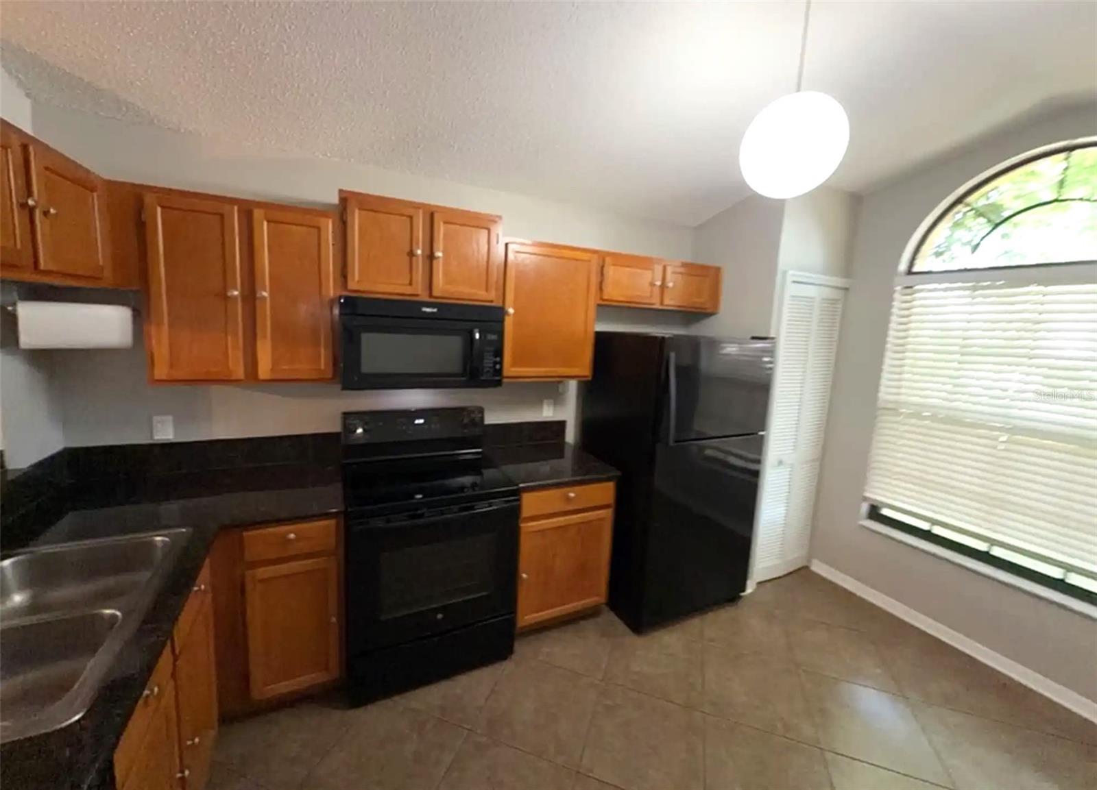 2201 GRASMERE DR, APOPKA, FL, 32703