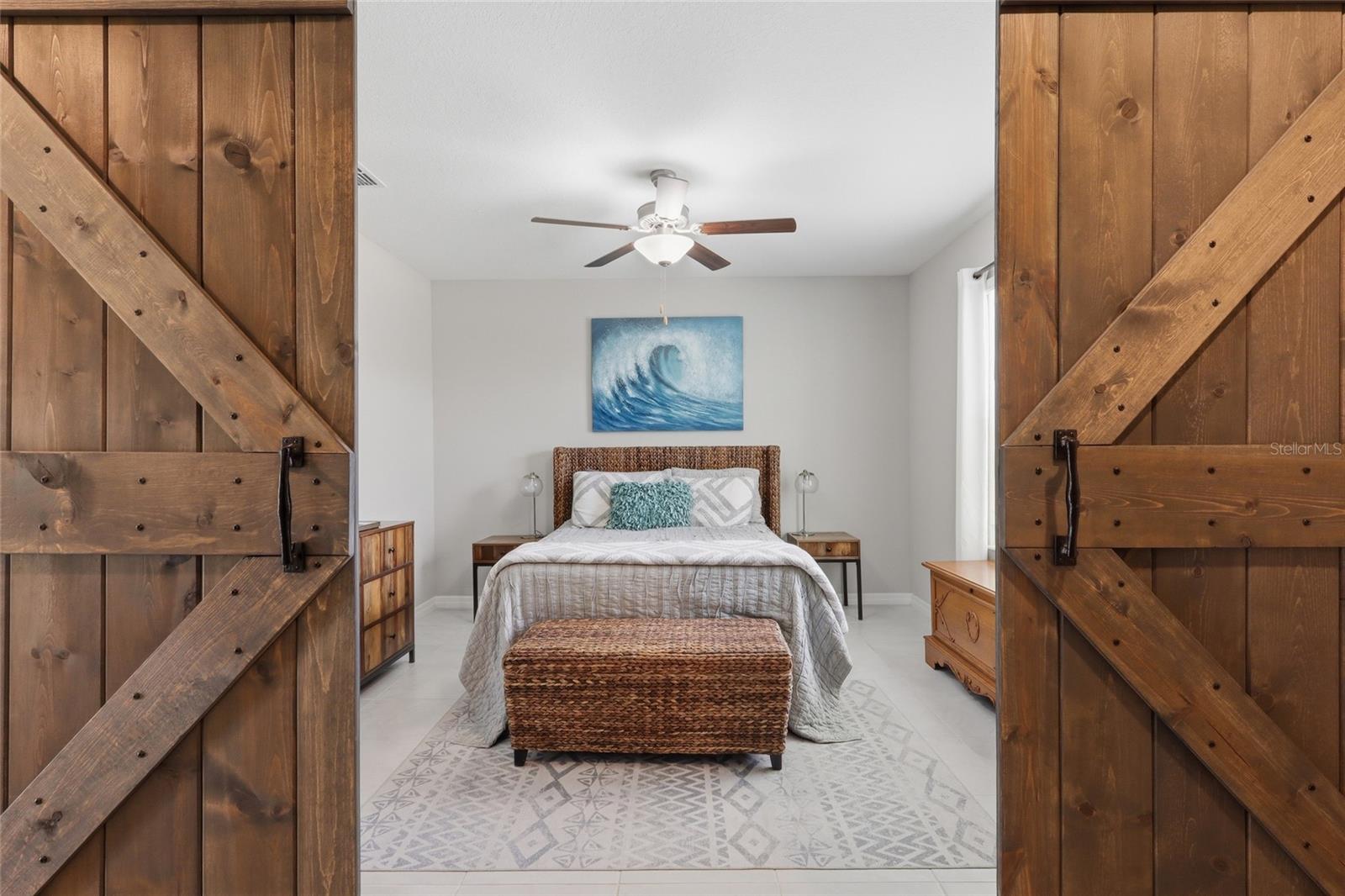 5052 WHITE CHICORY DR, APOLLO BEACH, FL, 33572