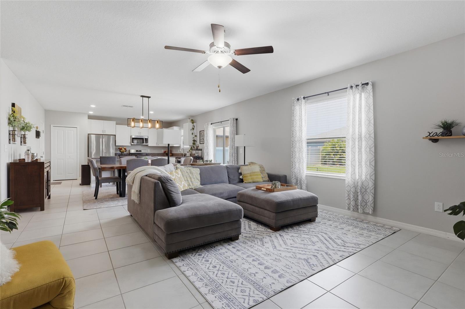 5052 WHITE CHICORY DR, APOLLO BEACH, FL, 33572