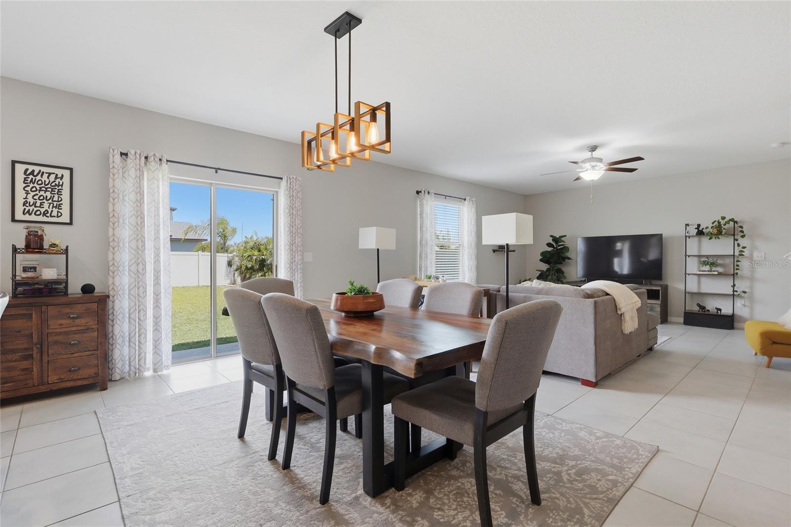 5052 WHITE CHICORY DR, APOLLO BEACH, FL, 33572