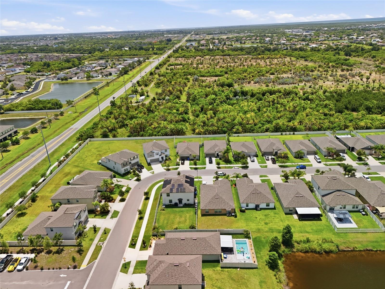 5052 WHITE CHICORY DR, APOLLO BEACH, FL, 33572