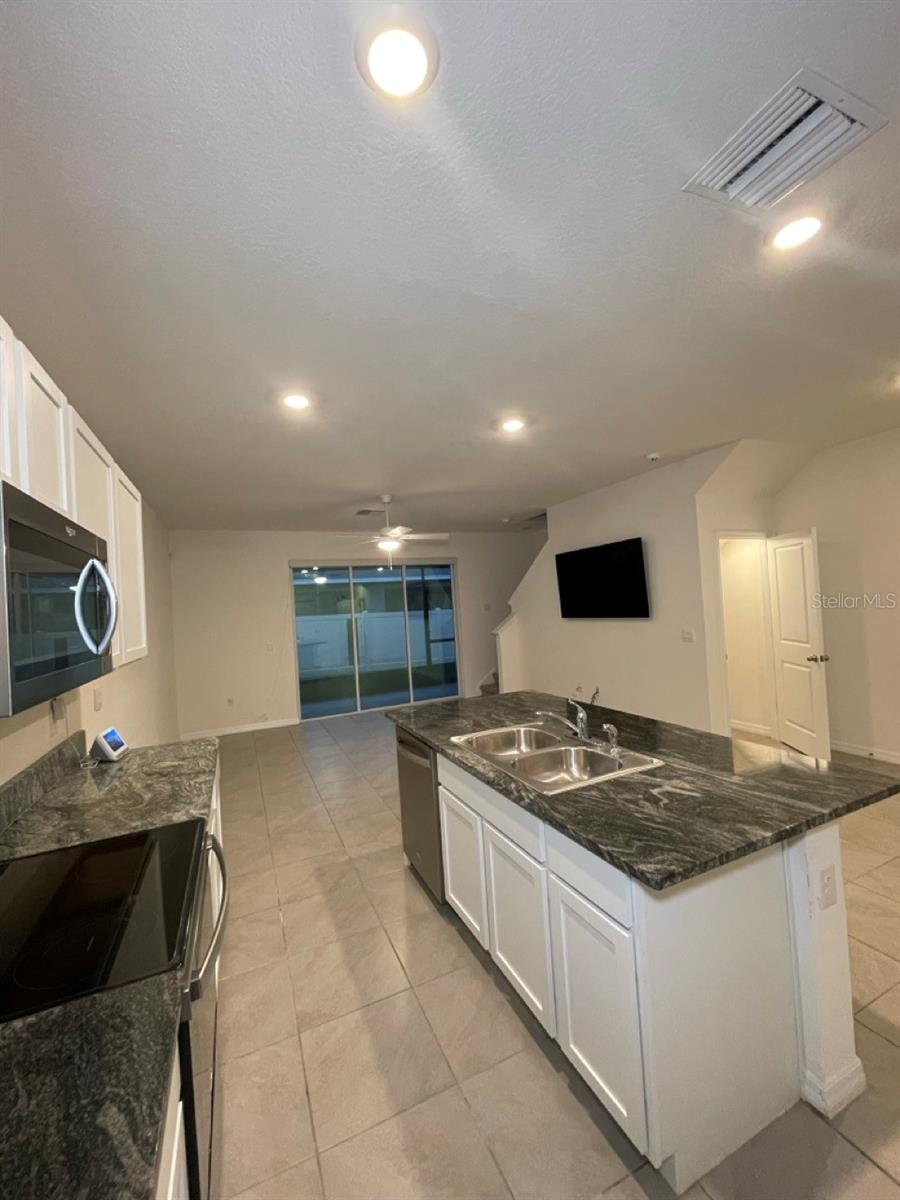 2883 PEONY PRAIRIE LN, WESLEY CHAPEL, FL, 33543