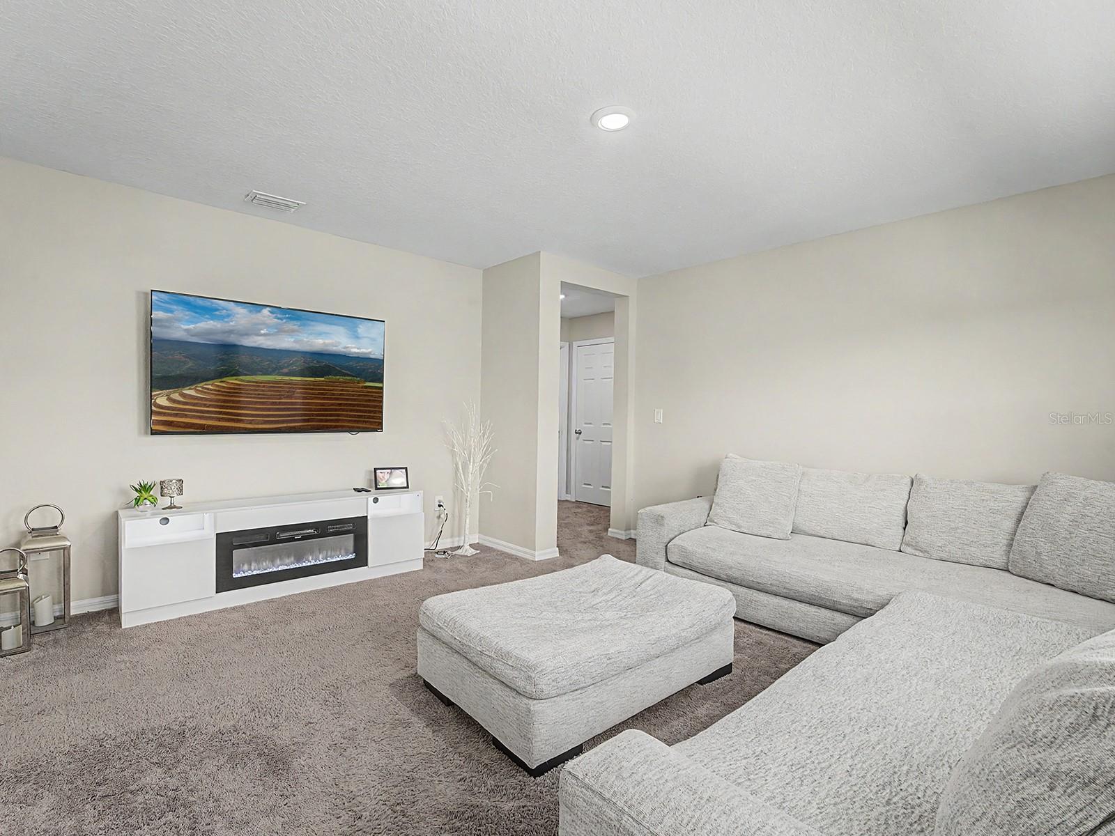 7587 STARFLOWER WAY, WESLEY CHAPEL, FL, 33545