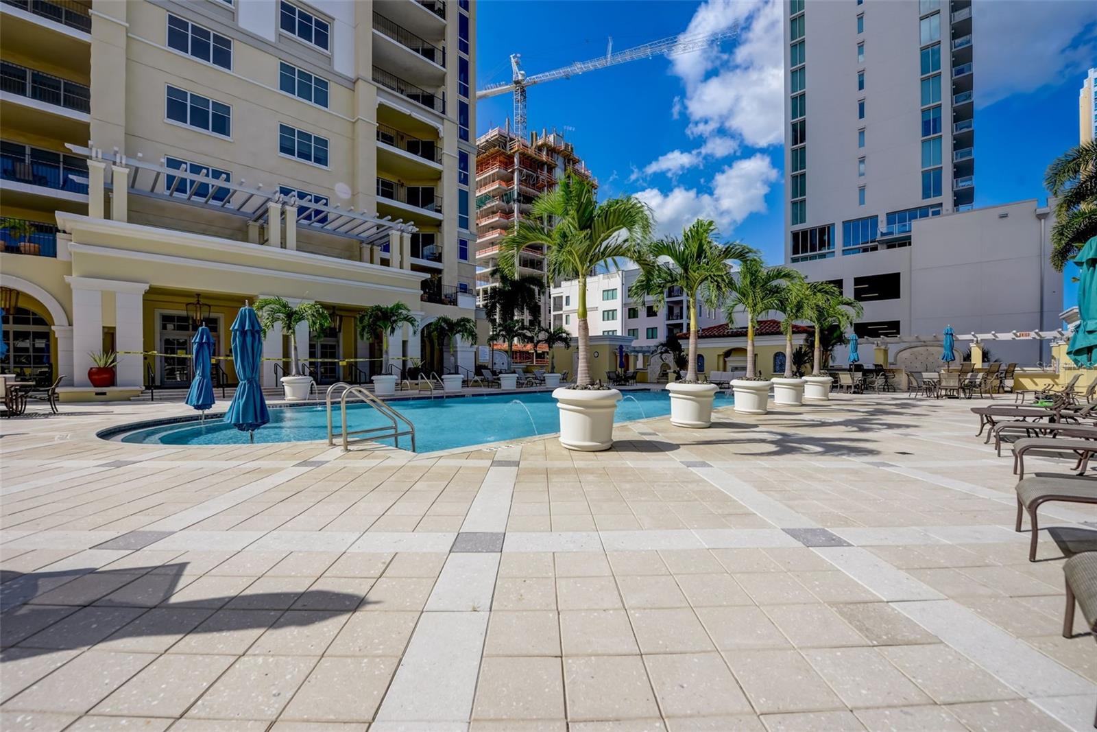 300 BEACH DR NE #305, ST PETERSBURG, FL, 33701