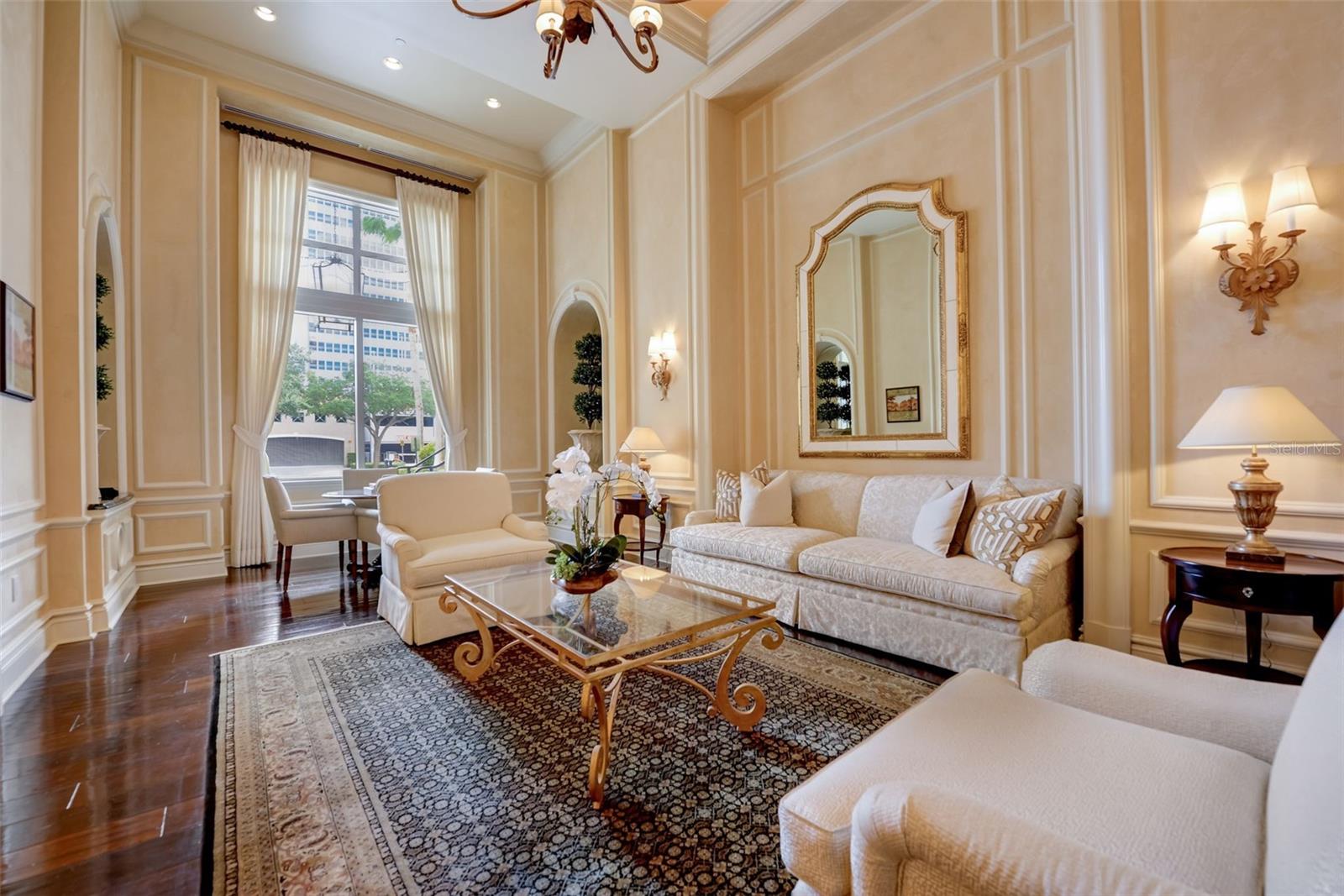 300 BEACH DR NE #305, ST PETERSBURG, FL, 33701