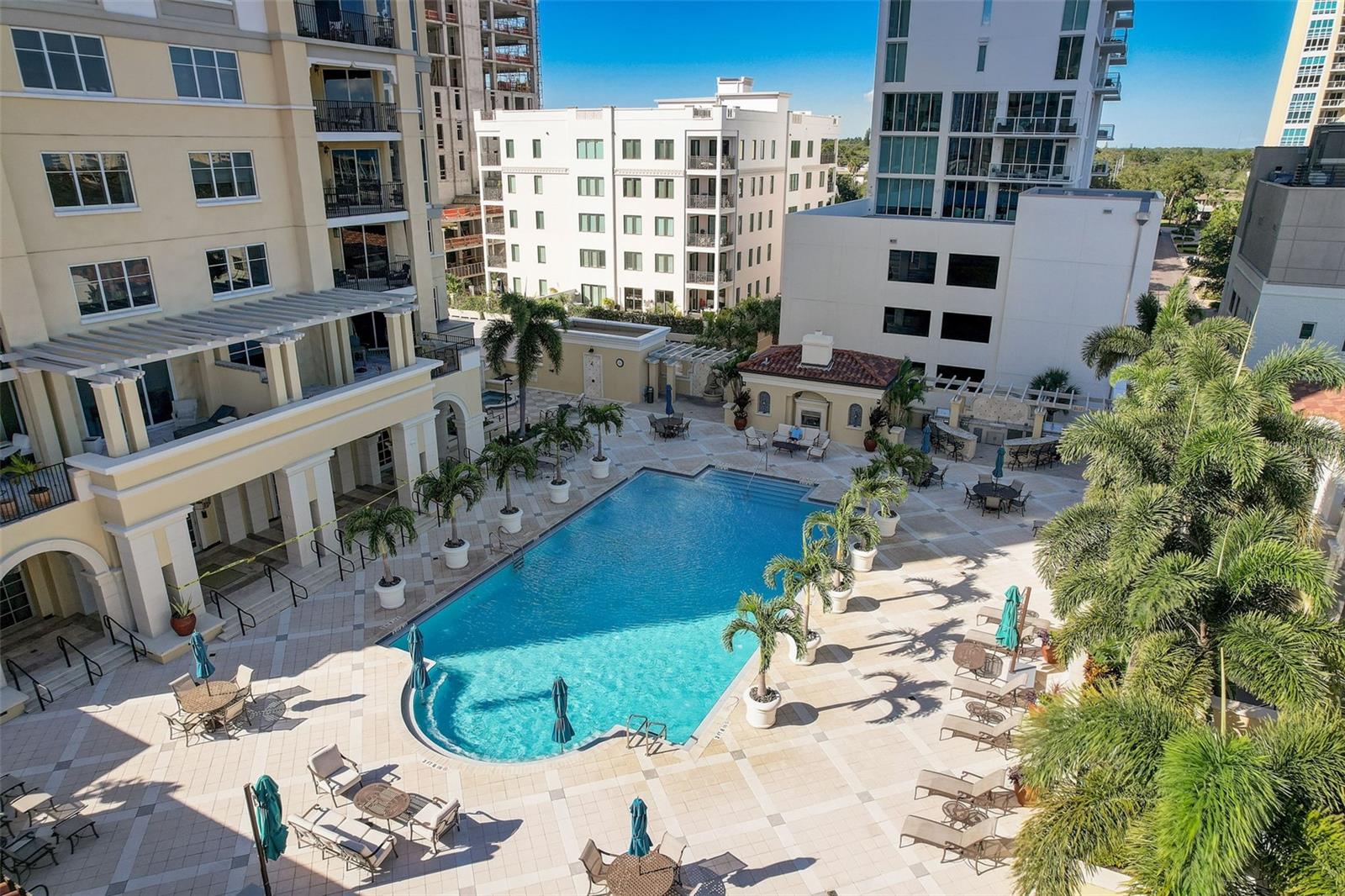 300 BEACH DR NE #305, ST PETERSBURG, FL, 33701