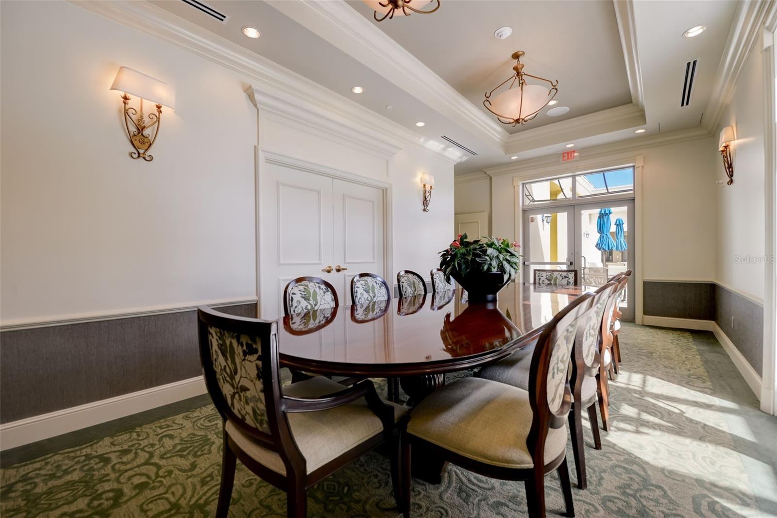 300 BEACH DR NE #305, ST PETERSBURG, FL, 33701
