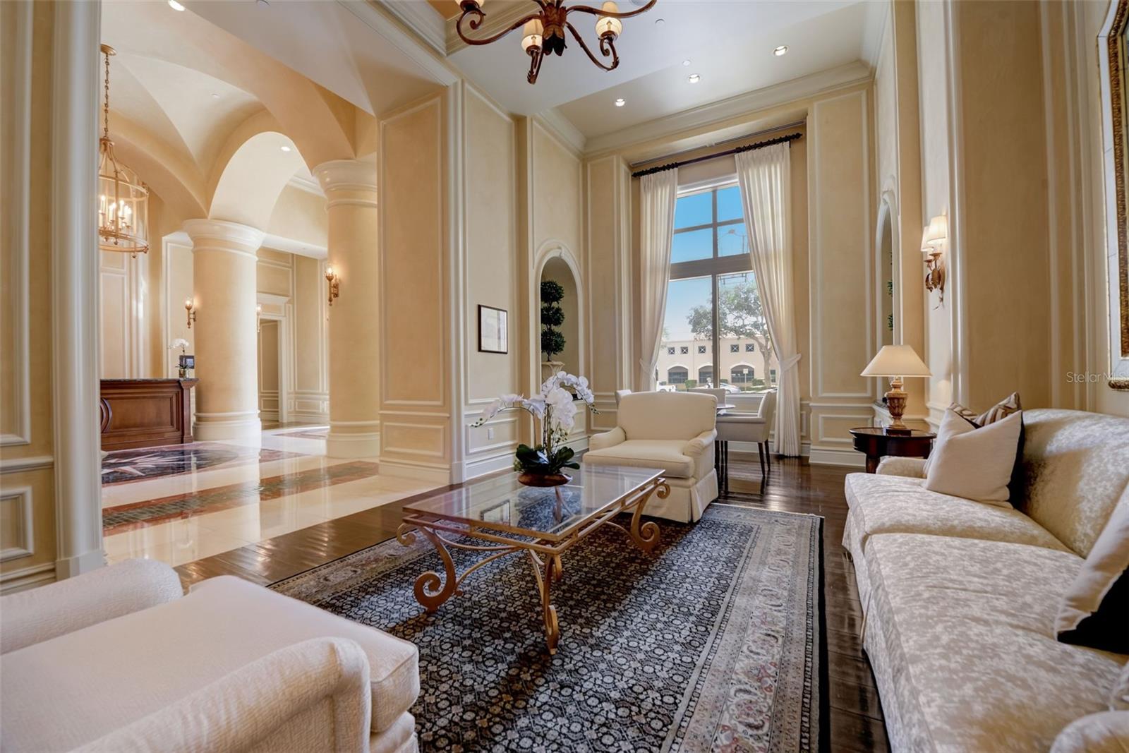300 BEACH DR NE #305, ST PETERSBURG, FL, 33701