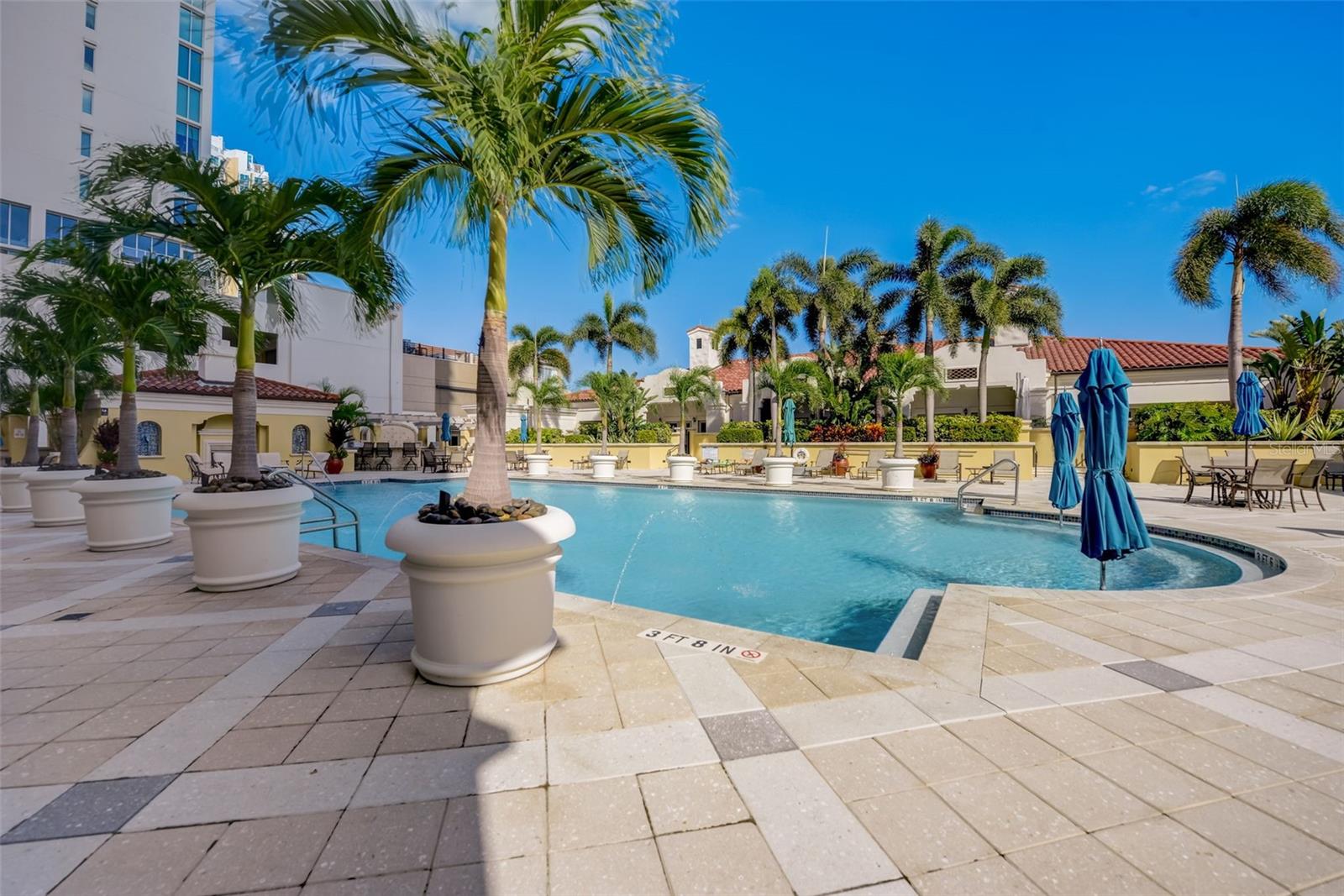 300 BEACH DR NE #305, ST PETERSBURG, FL, 33701