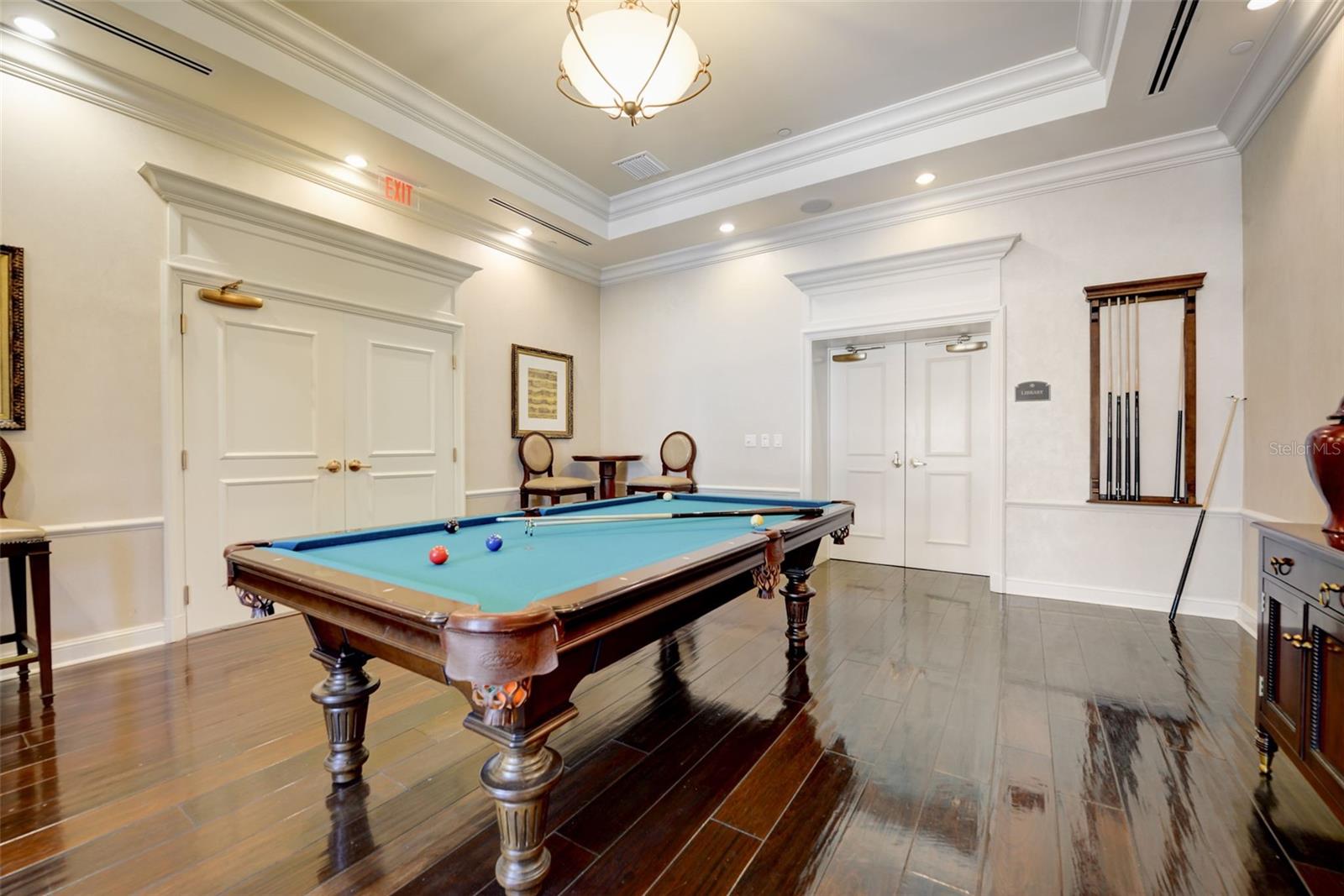 300 BEACH DR NE #305, ST PETERSBURG, FL, 33701