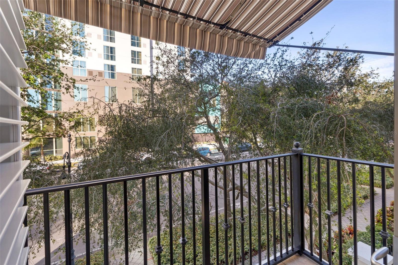 300 BEACH DR NE #305, ST PETERSBURG, FL, 33701
