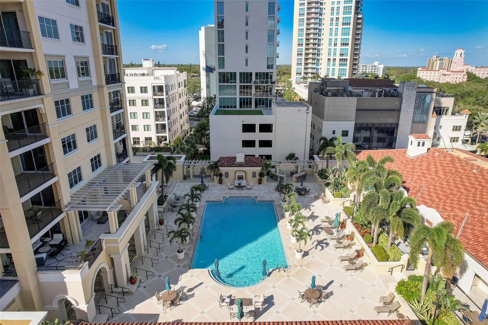 300 BEACH DR NE #305, ST PETERSBURG, FL, 33701