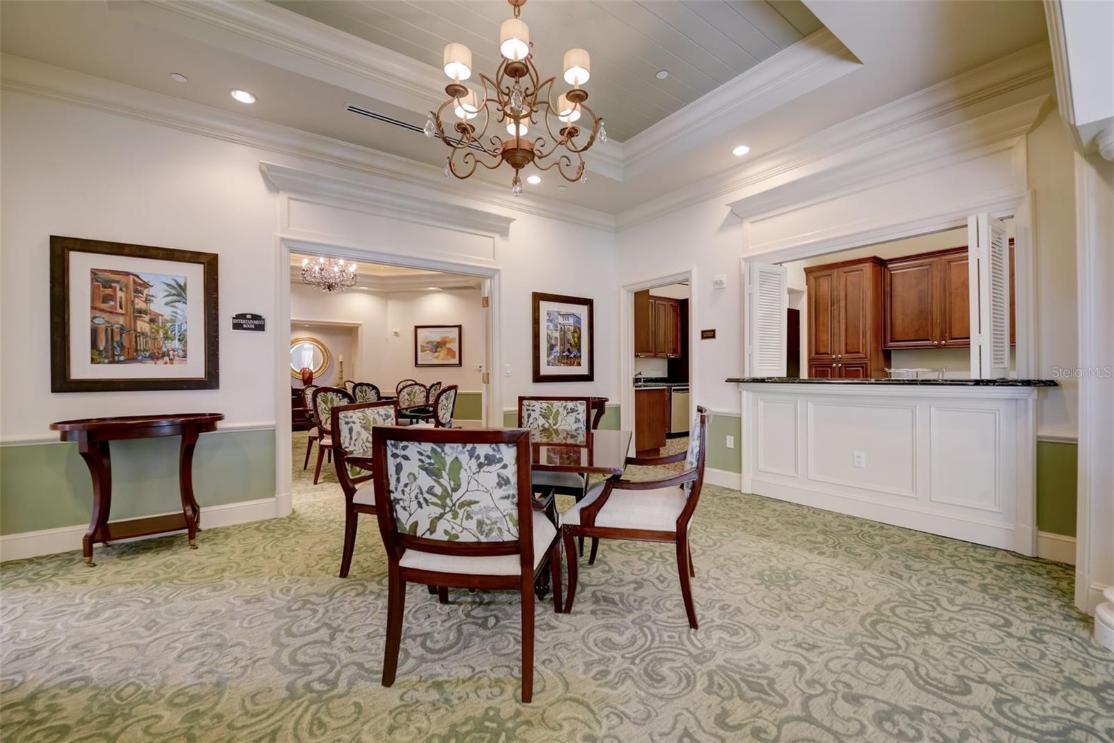 300 BEACH DR NE #305, ST PETERSBURG, FL, 33701