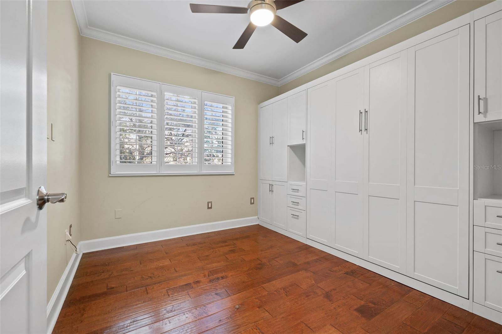 300 BEACH DR NE #305, ST PETERSBURG, FL, 33701