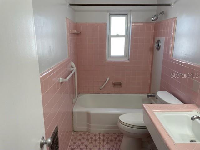 888 14TH AVE S, ST PETERSBURG, FL, 33701
