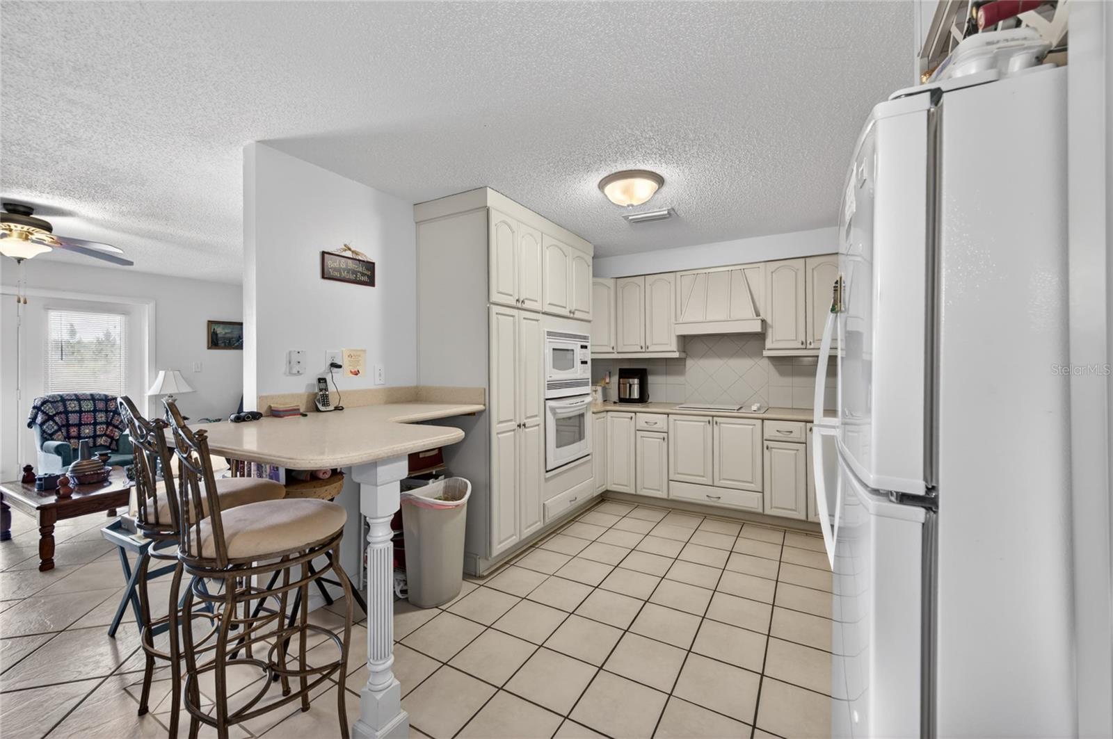 8433 LIMONIA DR, INDIAN LAKE ESTATES, FL, 33855