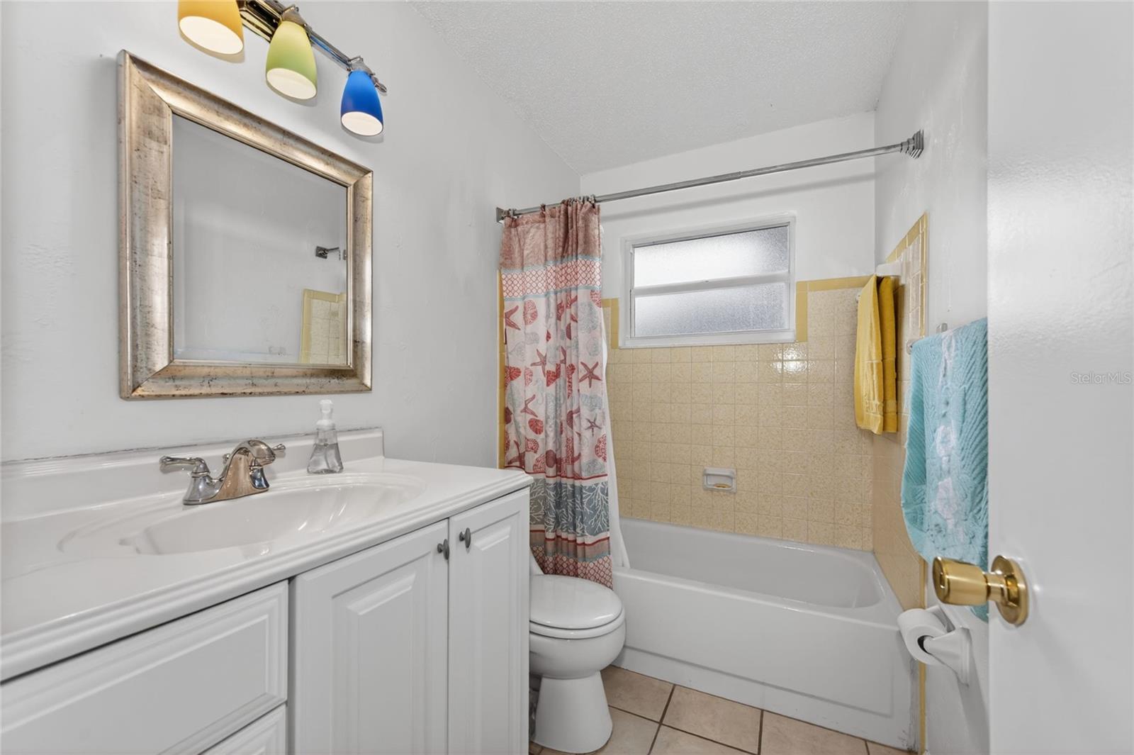 8433 LIMONIA DR, INDIAN LAKE ESTATES, FL, 33855