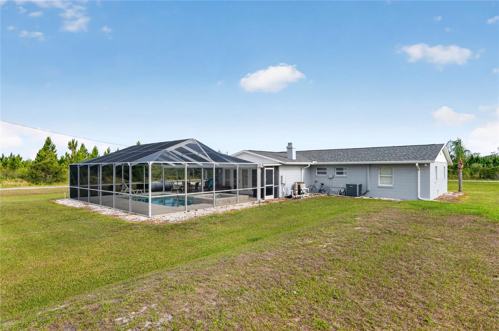 8433 LIMONIA DR, INDIAN LAKE ESTATES, FL, 33855
