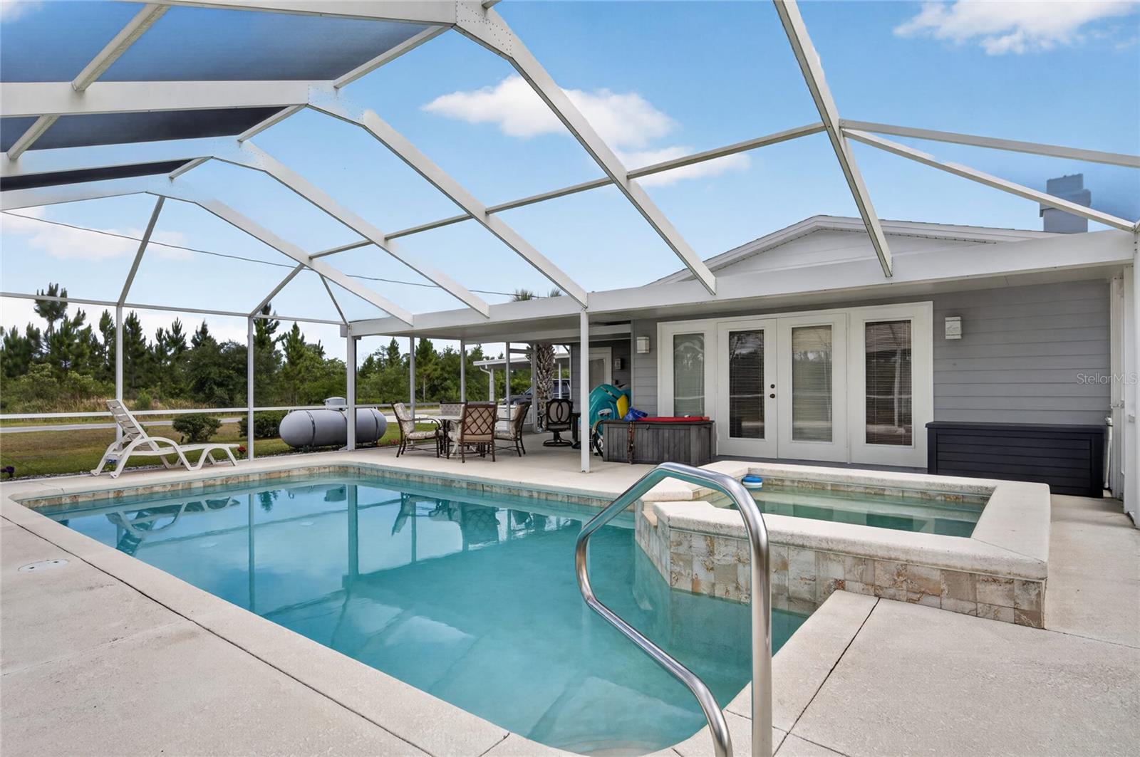 8433 LIMONIA DR, INDIAN LAKE ESTATES, FL, 33855