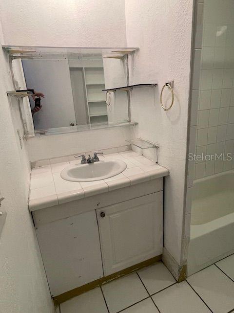 1100 70TH ST N #4, ST PETERSBURG, FL, 33710