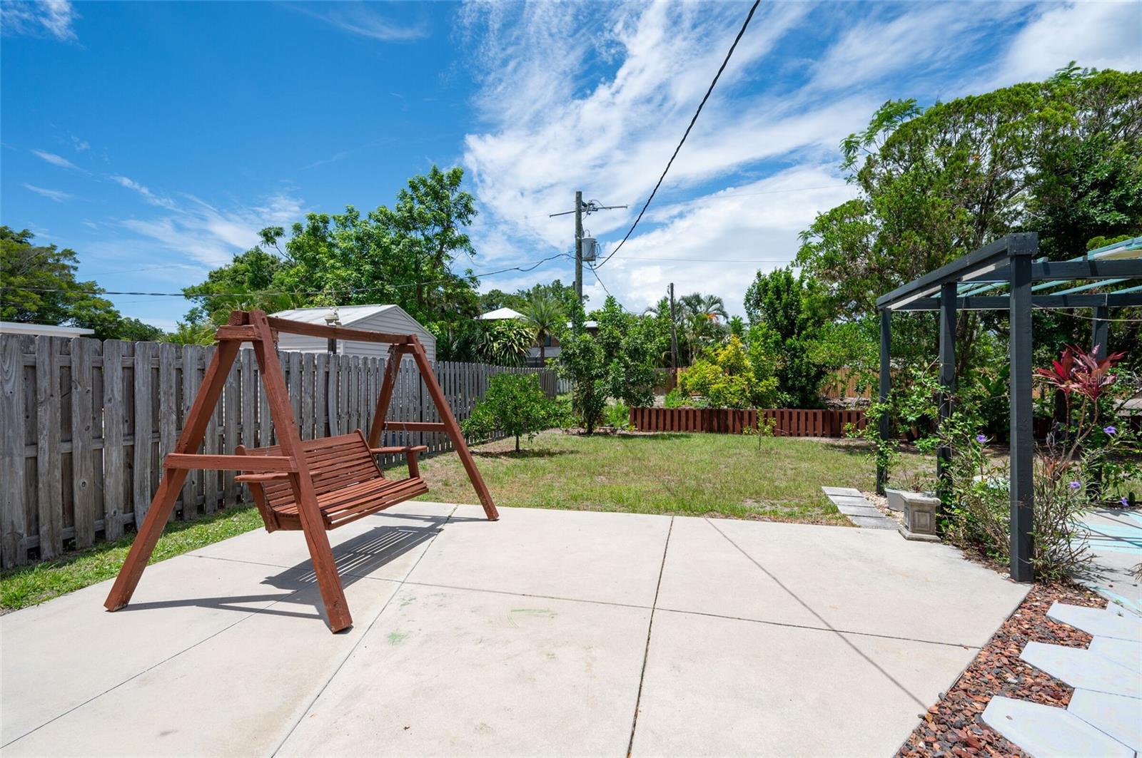 2215 GROVE ST, SARASOTA, FL, 34239