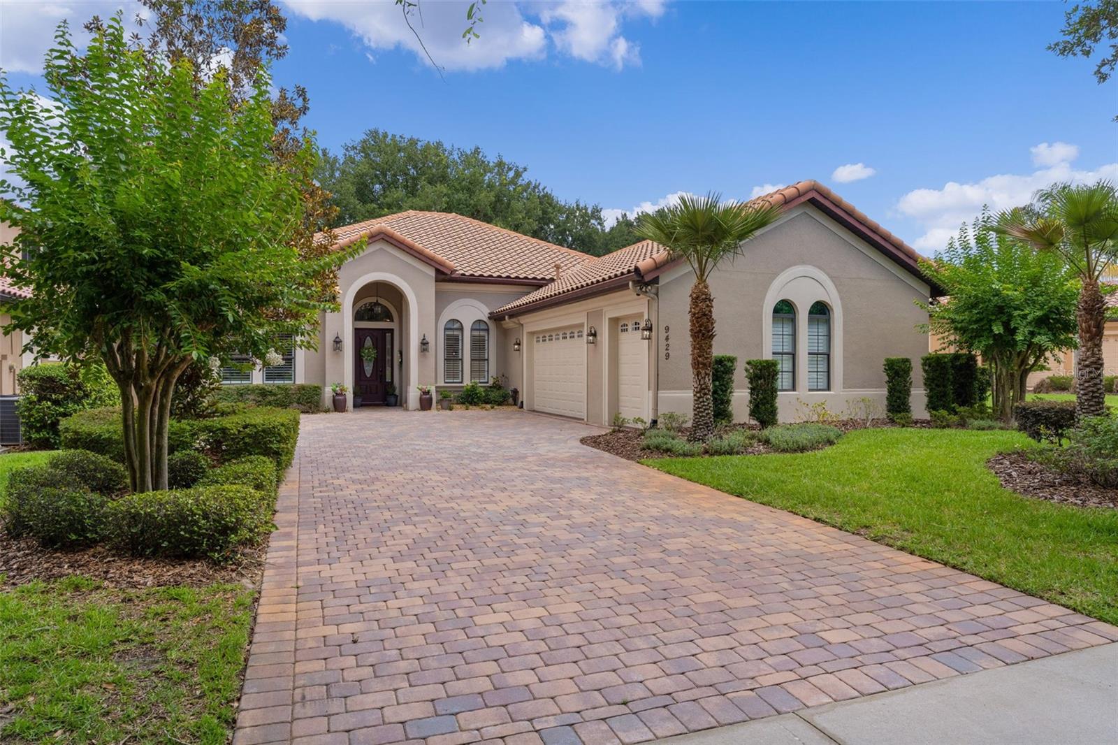 9429 SAN MIGUEL, HOWEY IN THE HILLS, FL, 34737