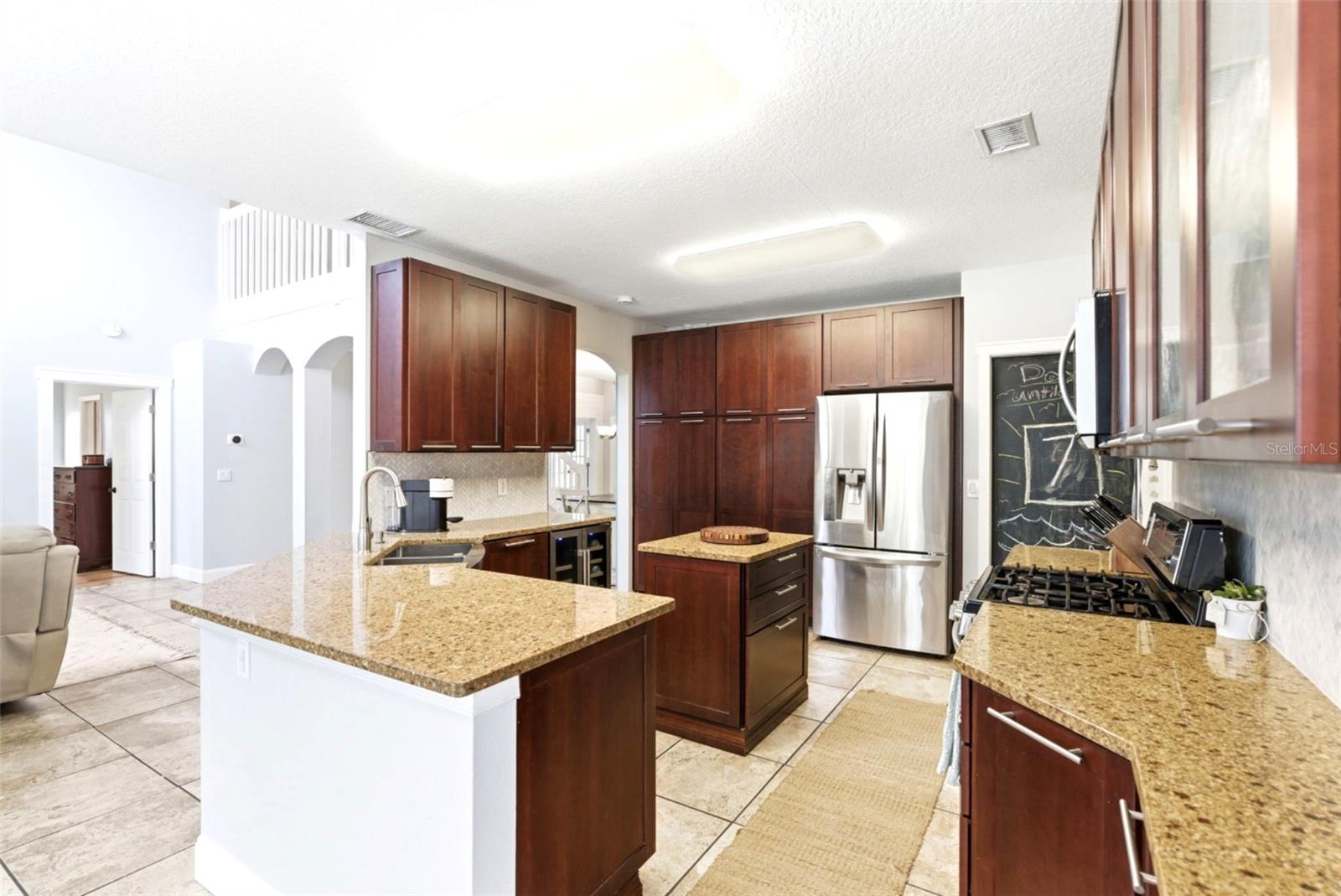 1610 LEDGESTONE DR, BRANDON, FL, 33511