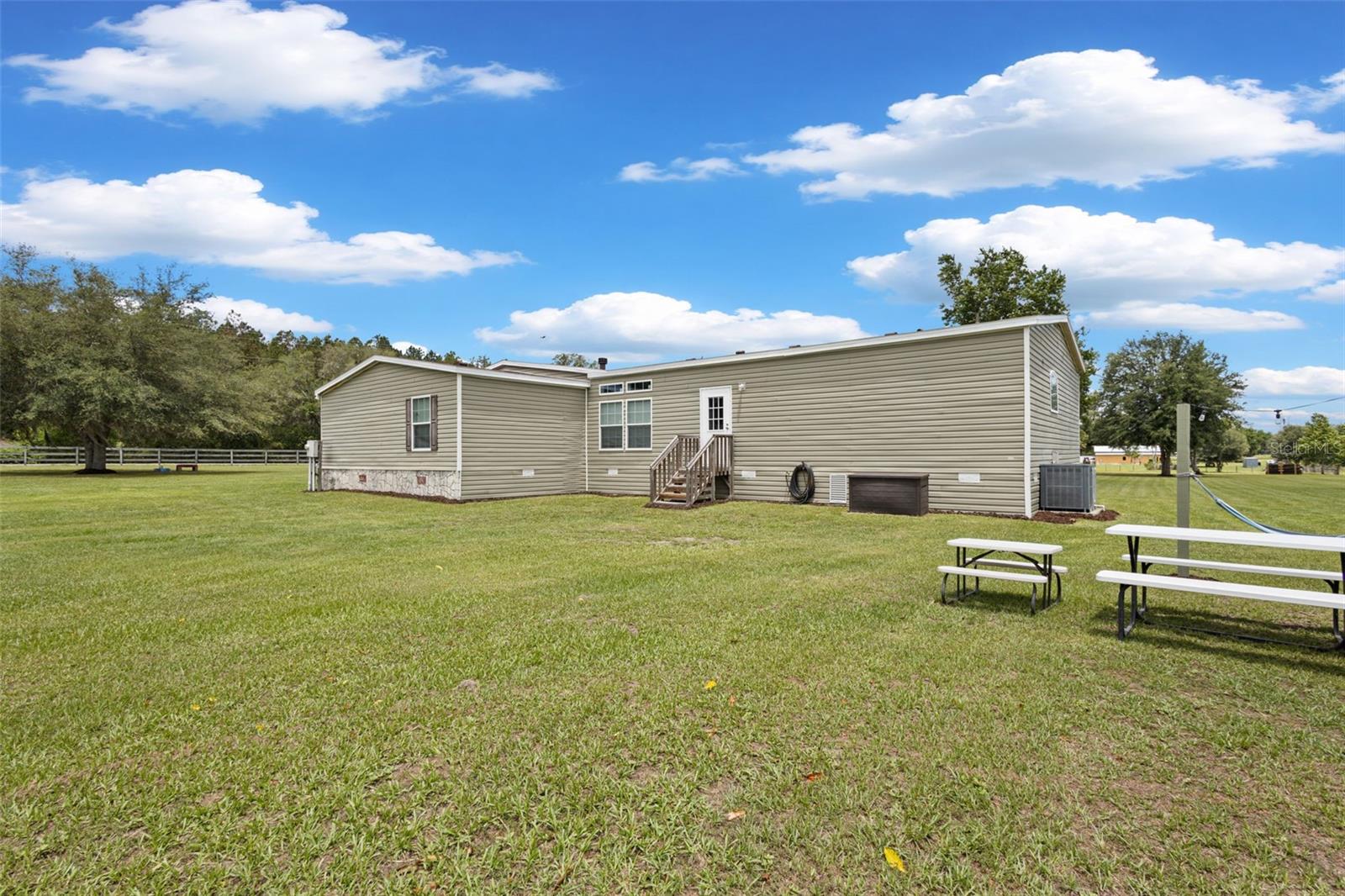 133 SW SEDGEFIELD LN, FORT WHITE, FL, 32038