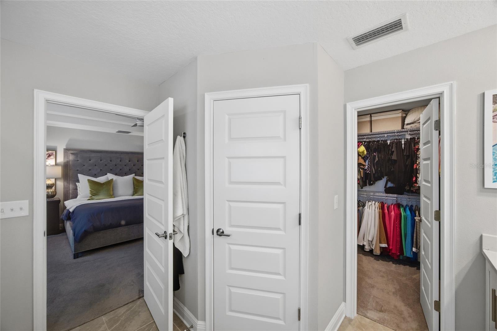 3023 W CARMEN ST, TAMPA, FL, 33609