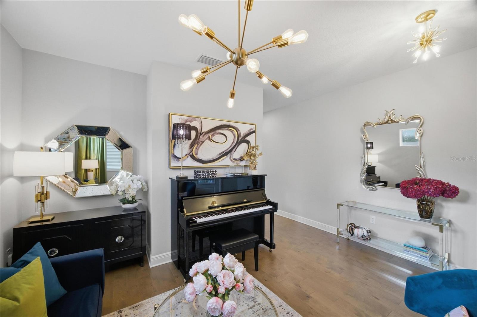 3023 W CARMEN ST, TAMPA, FL, 33609