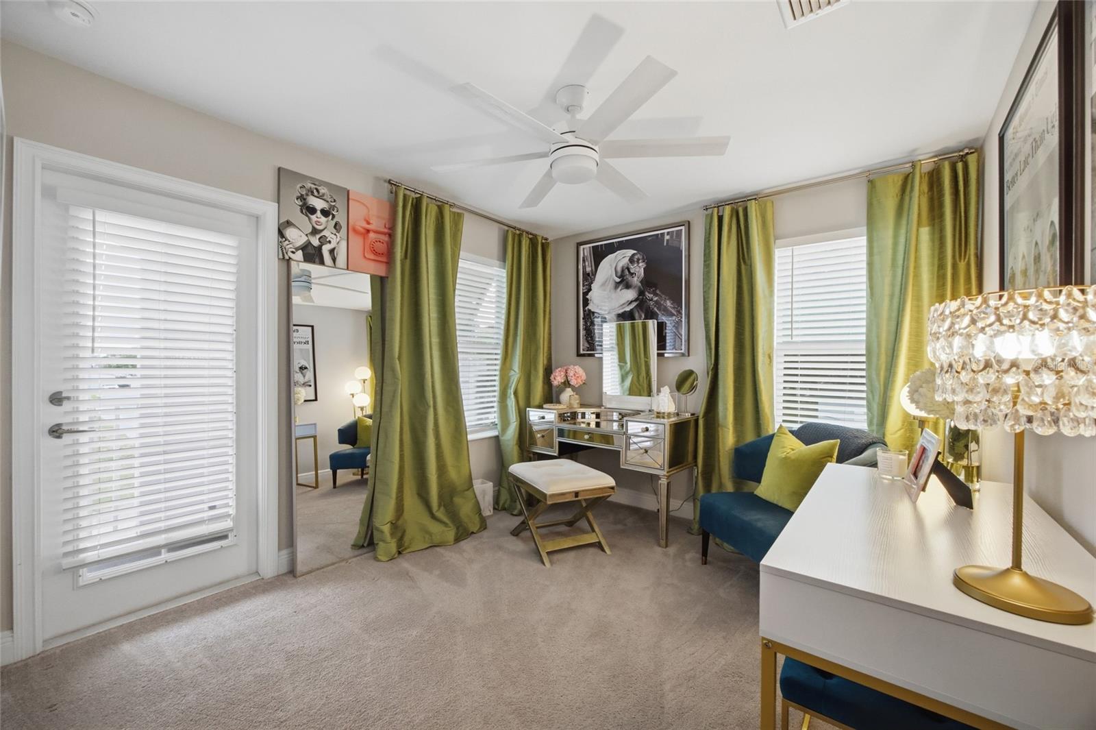 3023 W CARMEN ST, TAMPA, FL, 33609