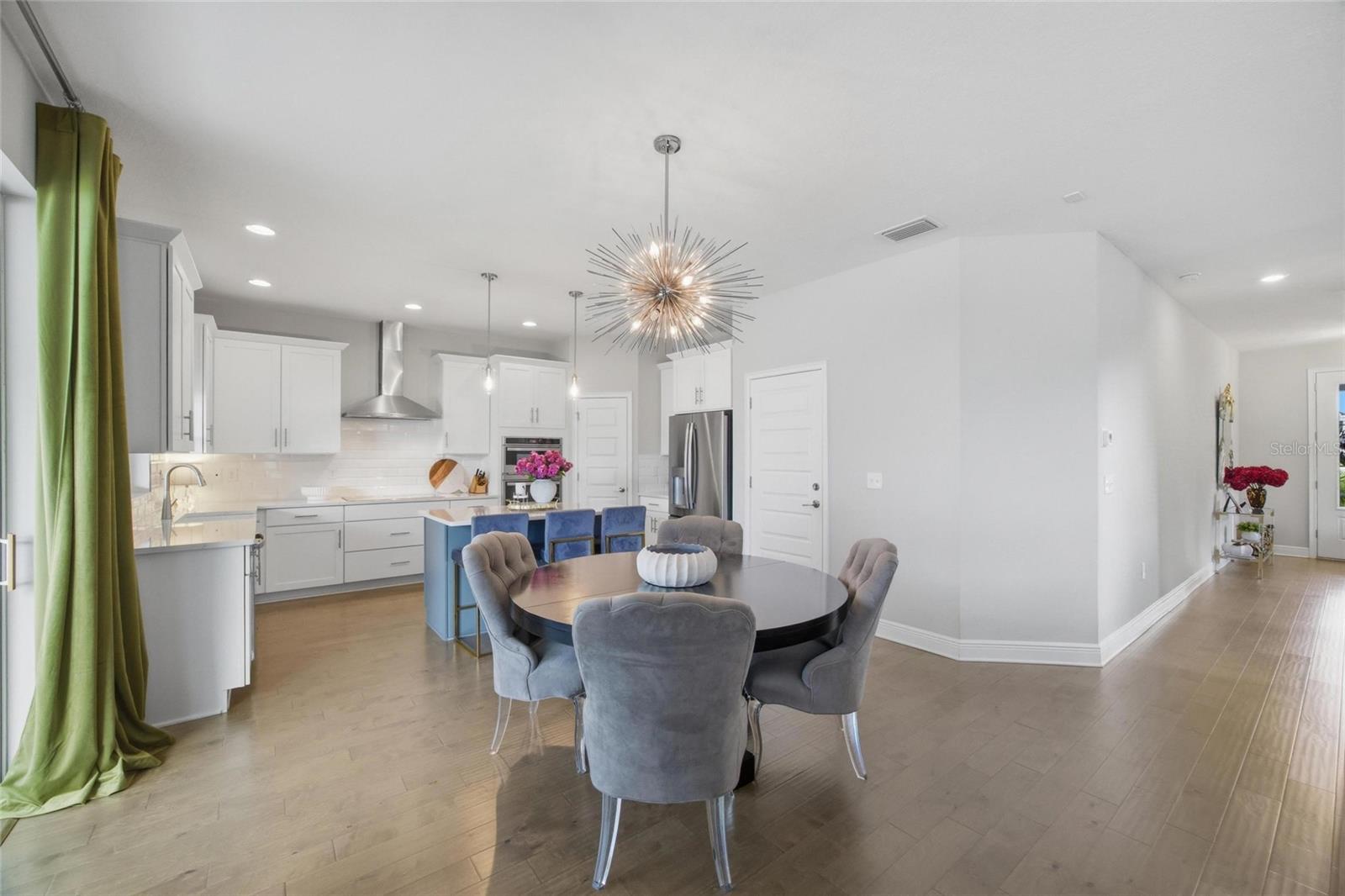3023 W CARMEN ST, TAMPA, FL, 33609