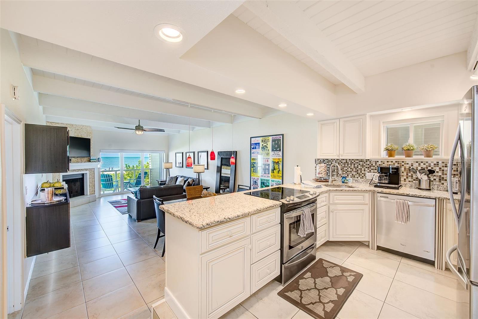 19530 GULF BLVD #1B, INDIAN SHORES, FL, 33785