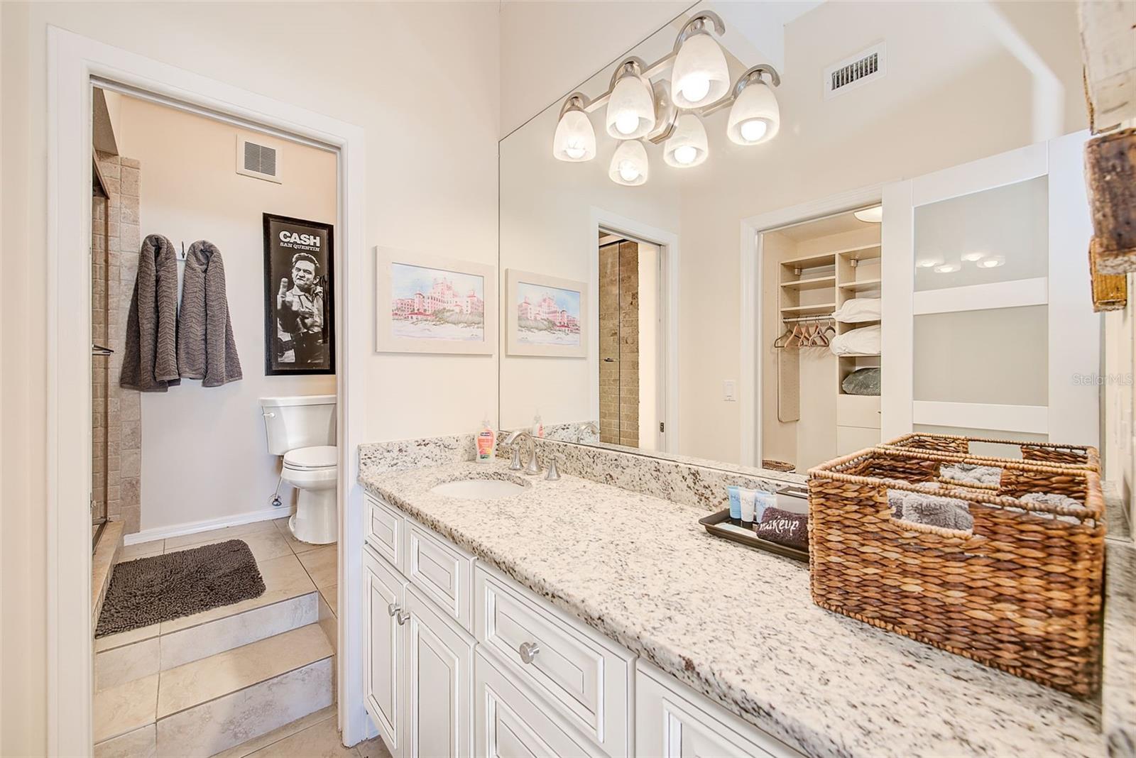 19530 GULF BLVD #1B, INDIAN SHORES, FL, 33785