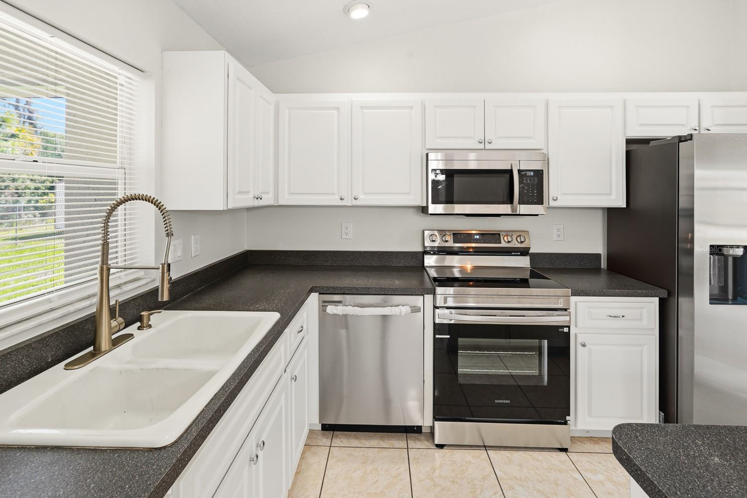 3781 WAYWARD AVE, NORTH PORT, FL, 34286