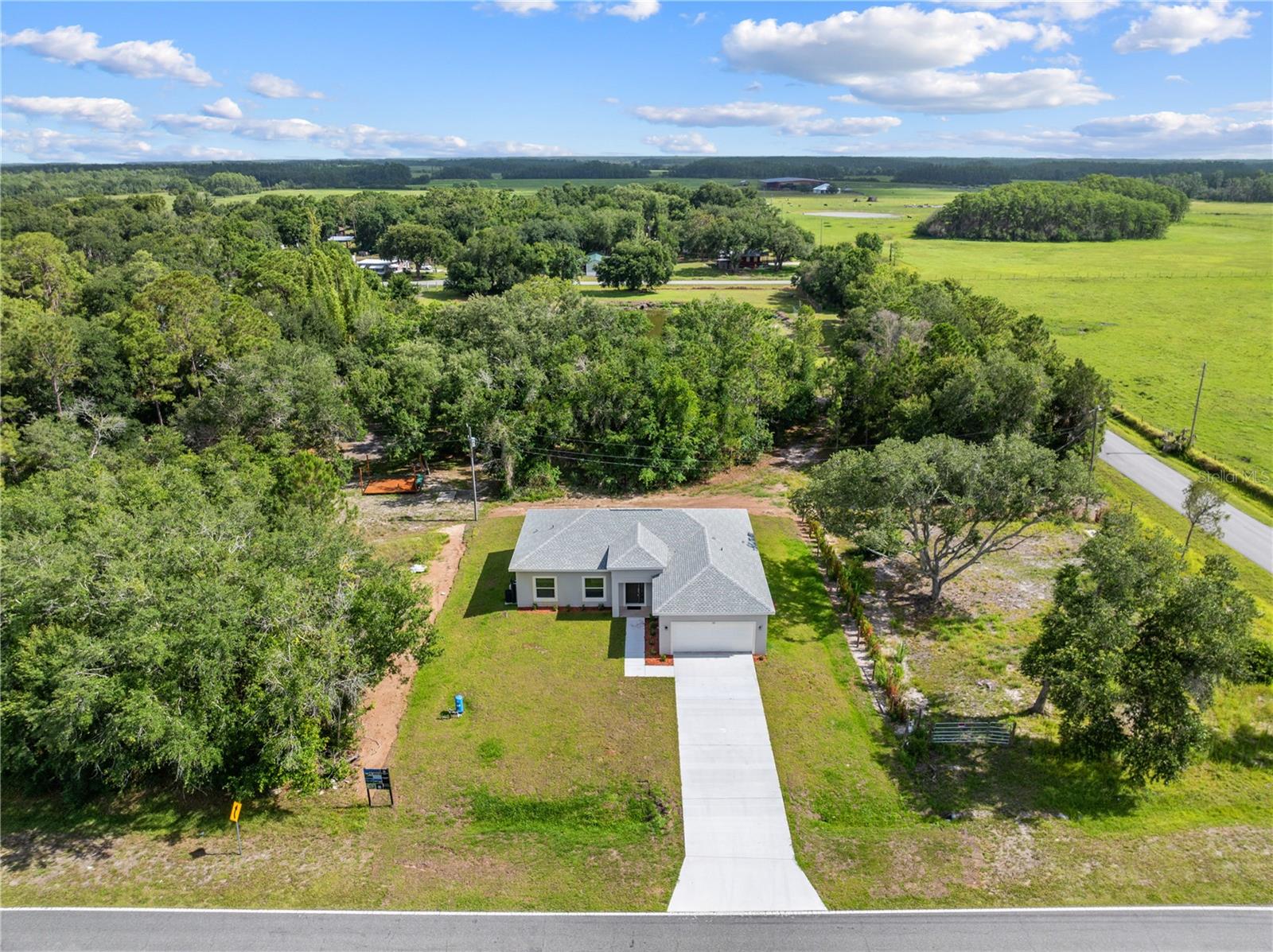 121 S CANOE CREEK RD, KENANSVILLE, FL, 34739