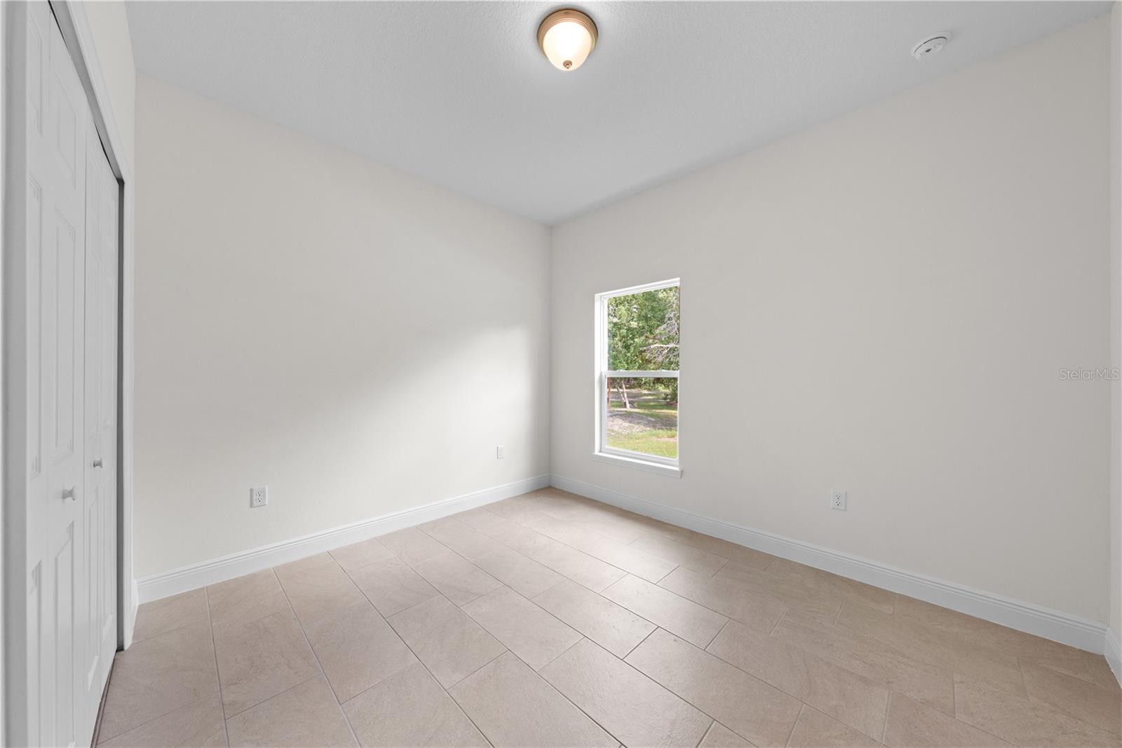 121 S CANOE CREEK RD, KENANSVILLE, FL, 34739