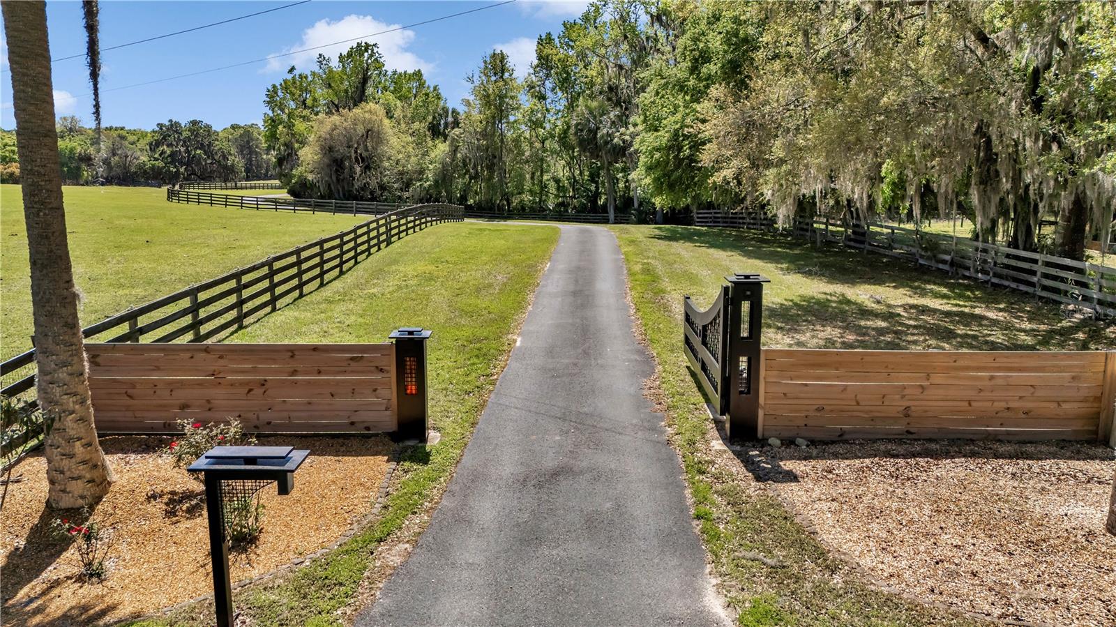 7000 NW HWY 320, MICANOPY, FL, 32667