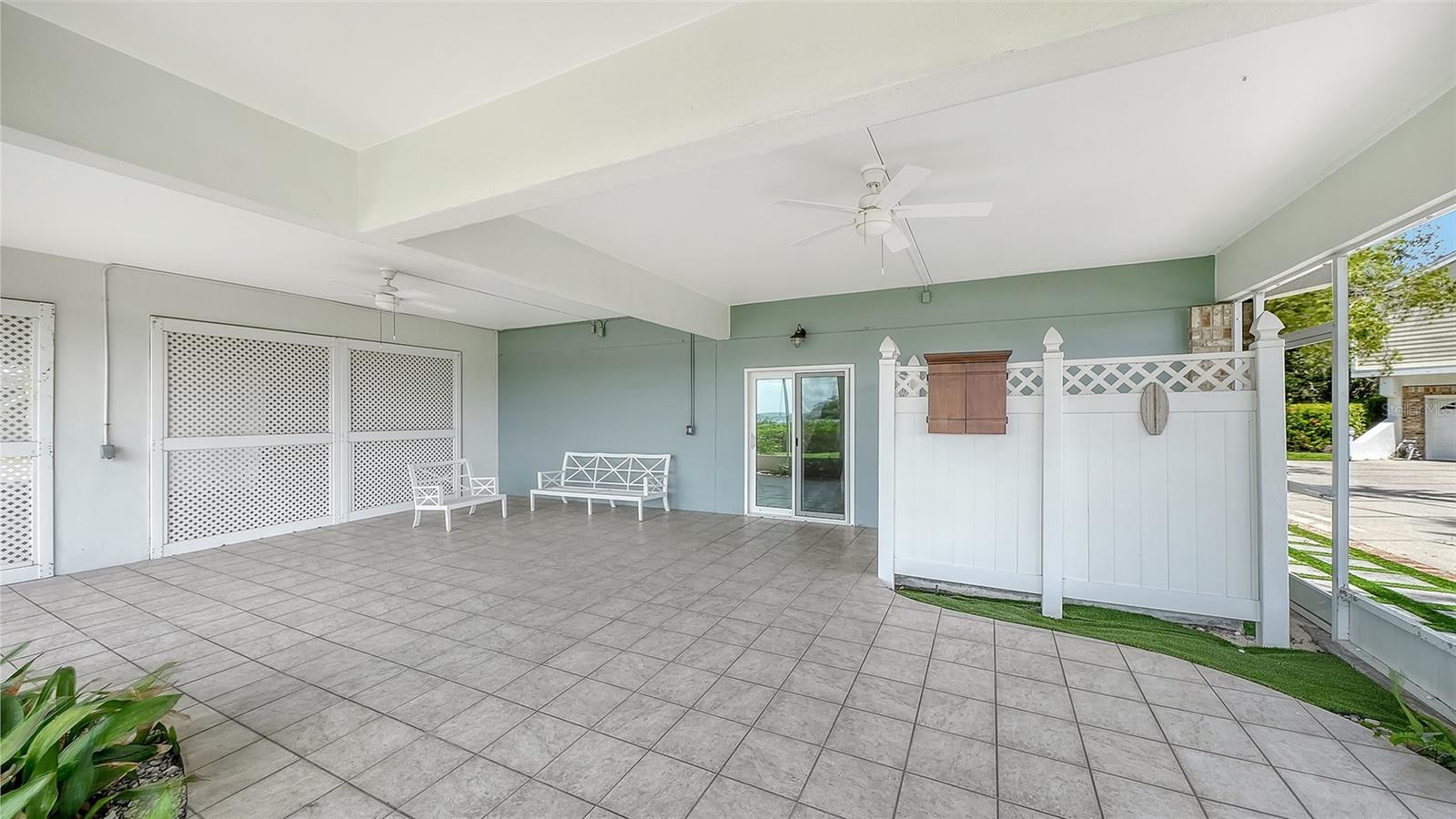 11 TIDY ISLAND BLVD #11, BRADENTON, FL, 34210