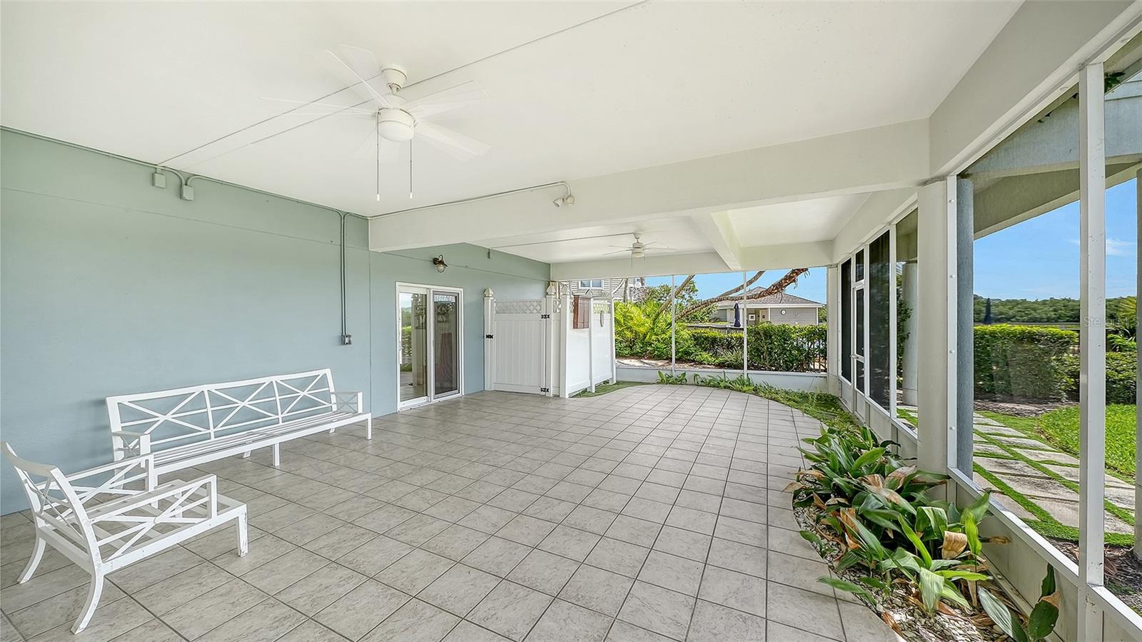 11 TIDY ISLAND BLVD #11, BRADENTON, FL, 34210