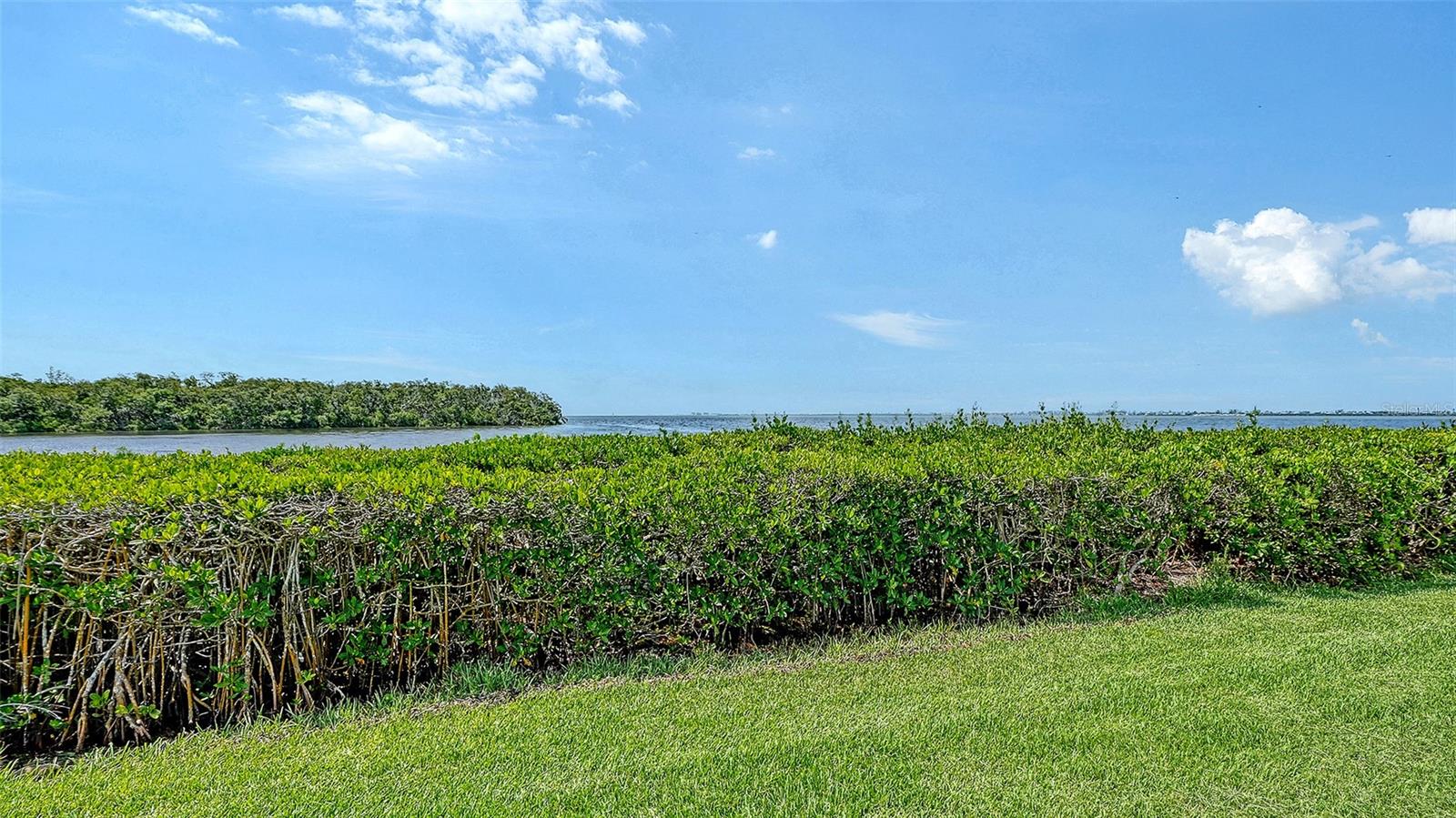 11 TIDY ISLAND BLVD #11, BRADENTON, FL, 34210