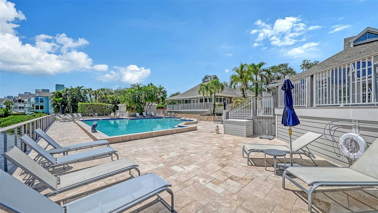 11 TIDY ISLAND BLVD #11, BRADENTON, FL, 34210