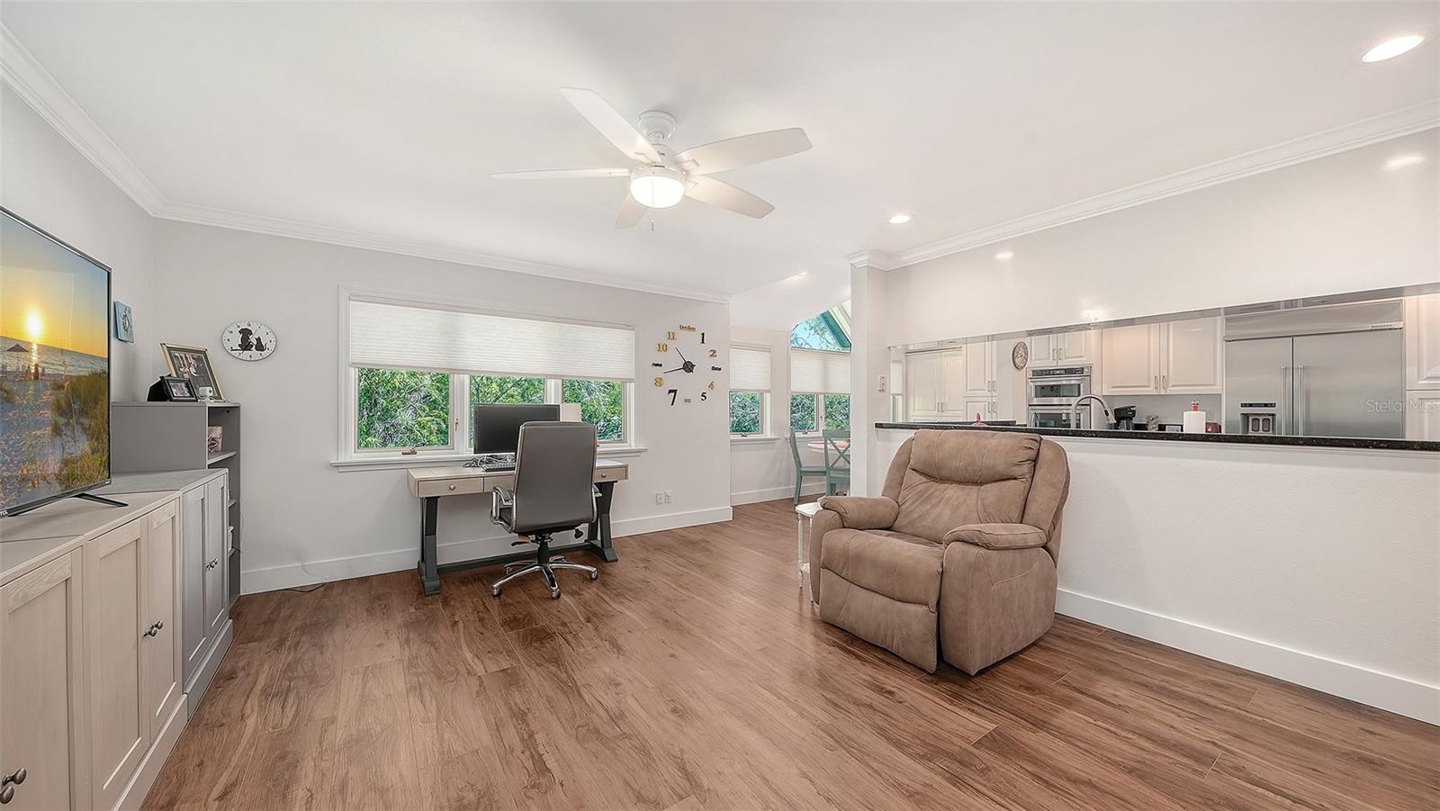 11 TIDY ISLAND BLVD #11, BRADENTON, FL, 34210