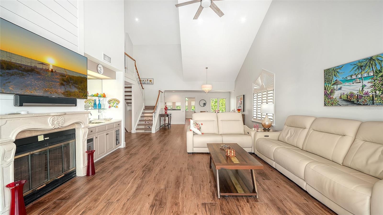11 TIDY ISLAND BLVD #11, BRADENTON, FL, 34210