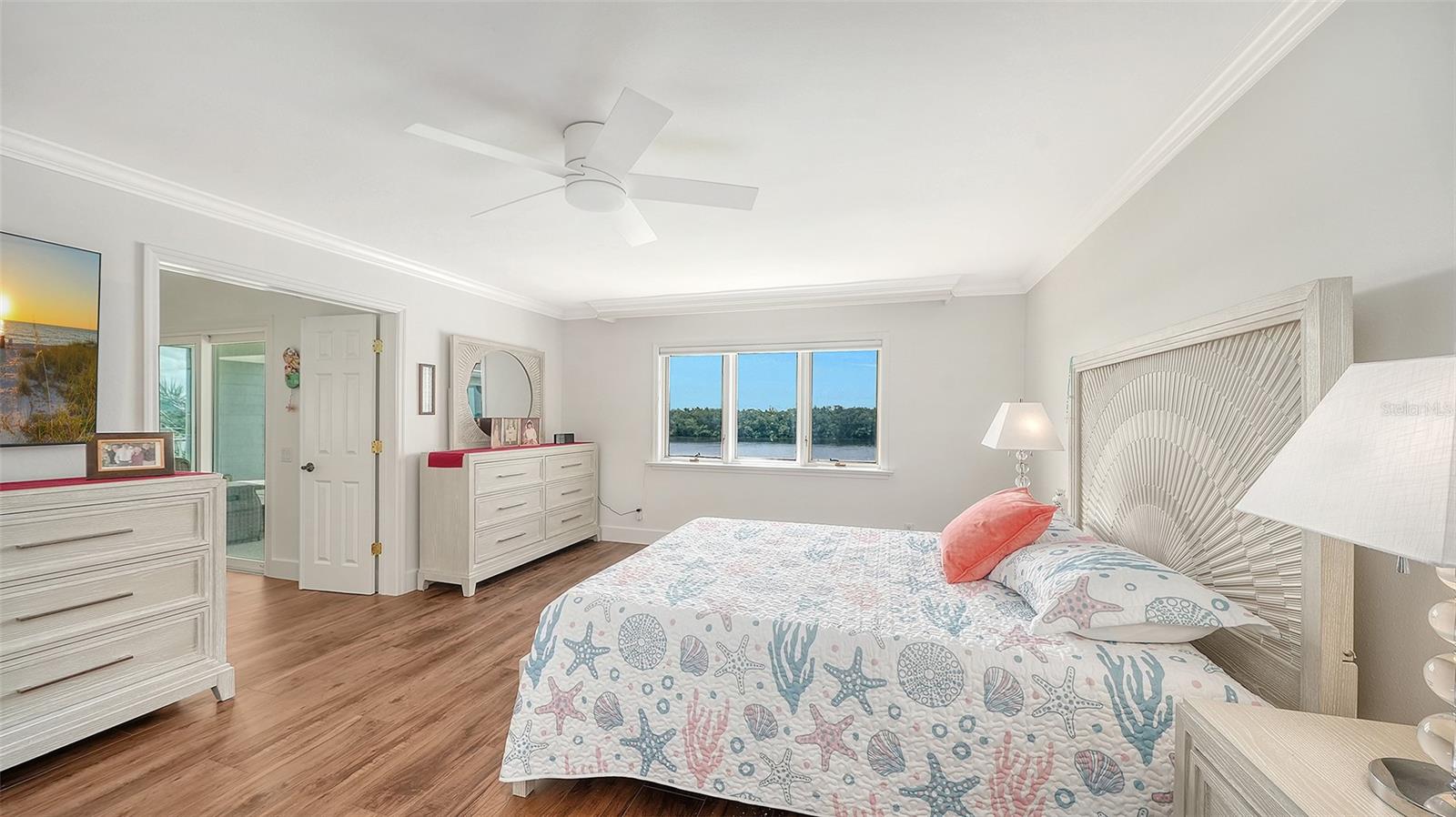11 TIDY ISLAND BLVD #11, BRADENTON, FL, 34210