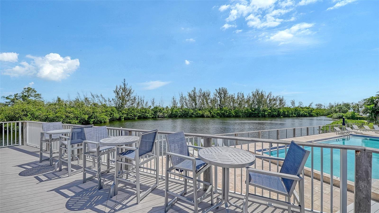11 TIDY ISLAND BLVD #11, BRADENTON, FL, 34210