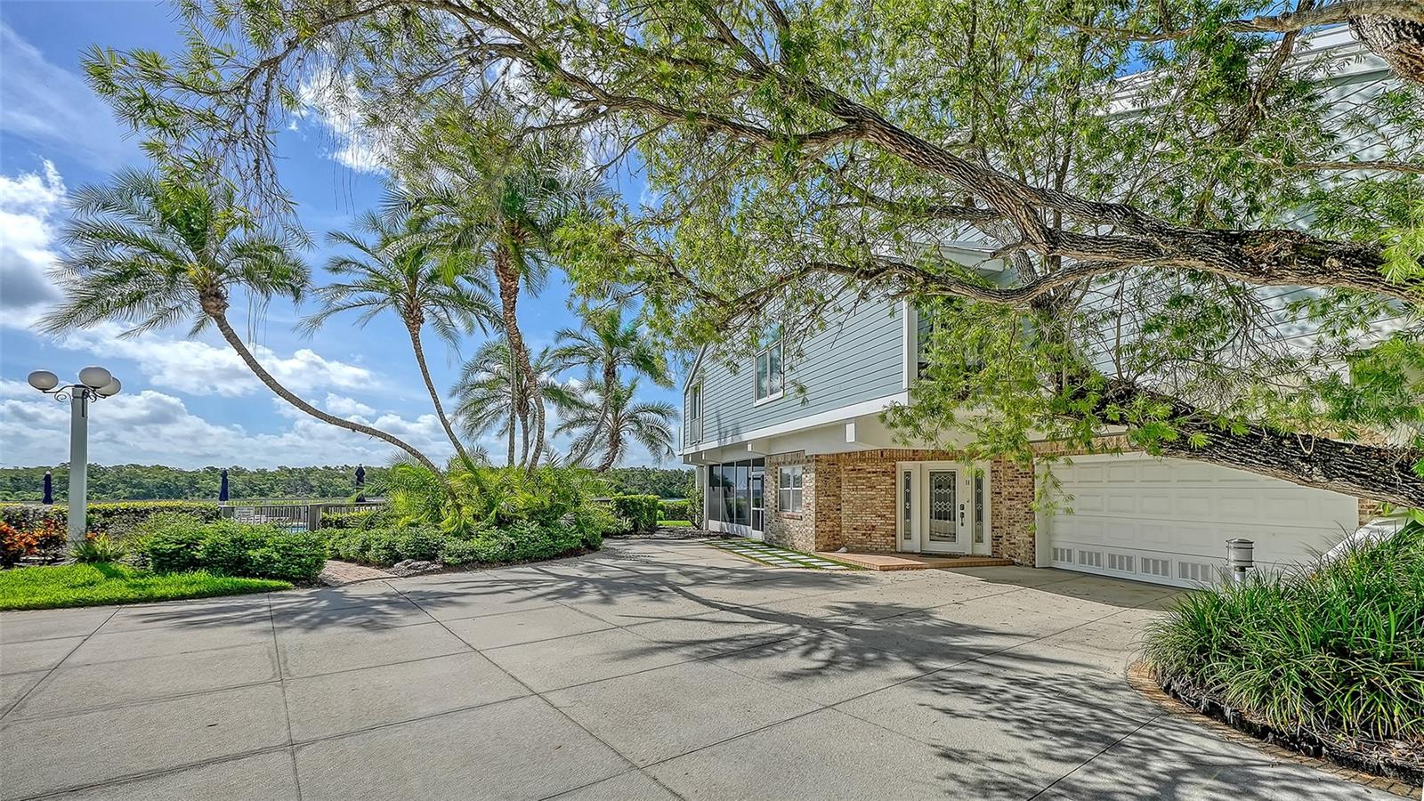 11 TIDY ISLAND BLVD #11, BRADENTON, FL, 34210